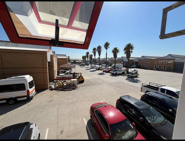 395M² WAREHOUSE TO LET IN KILLARNEY GARDENS